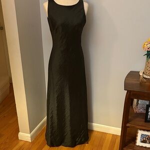 TRIO New York Elegant Black Sleeveless Dress Size 6